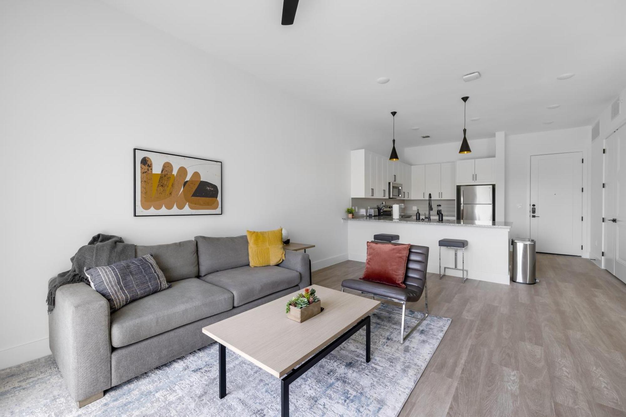 Railyard Apartments By Barsala เดนตัน ภายนอก รูปภาพ